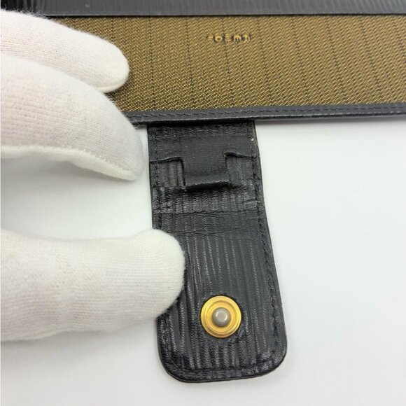 Authentic FENDI Epi Leather Agenda Passport Cover Case Notebook Black - Picture 6 of 7